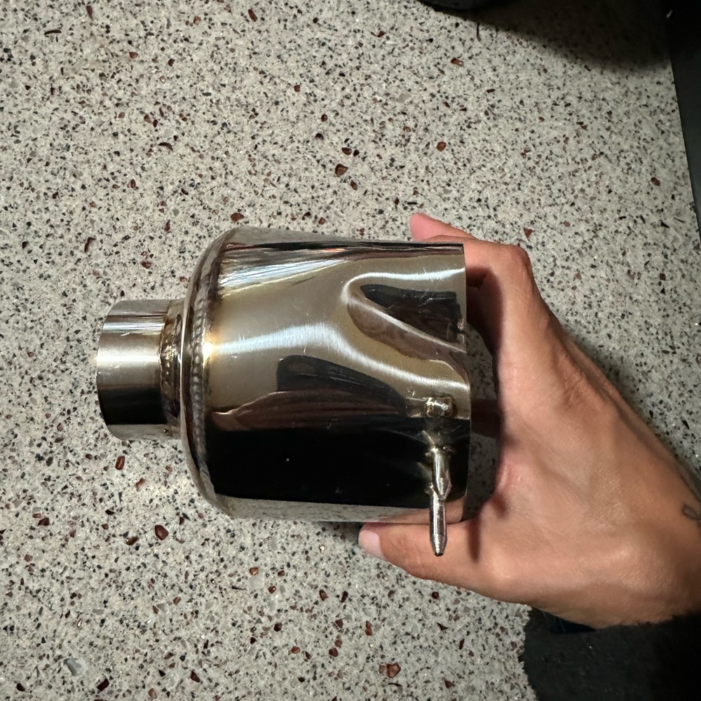 Hello Kitty Exhaust Tip - Picture 4 of 4
